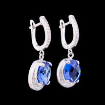 Серебряные серьги с фианитами с5 | Seven.Deals Серебряные серьги с фианитами с5 | Seven.Deals